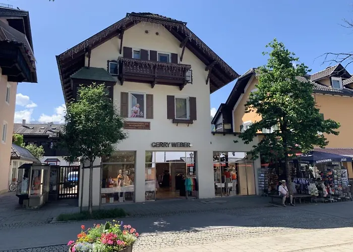 Max 2 * Garmisch-Partenkirchen