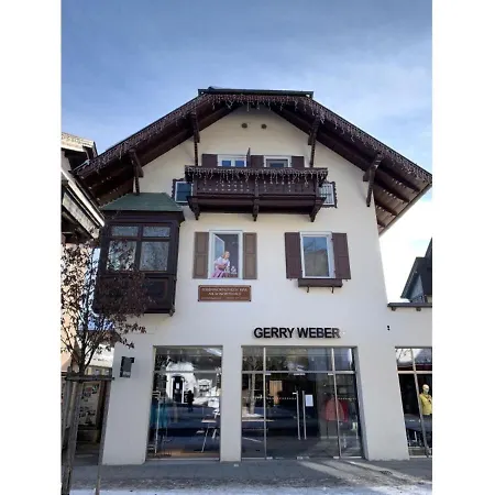 Max 2 * Garmisch-Partenkirchen