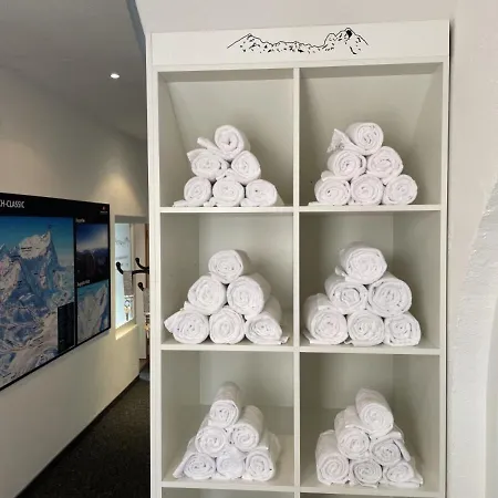 Max 2 Апартаменти *