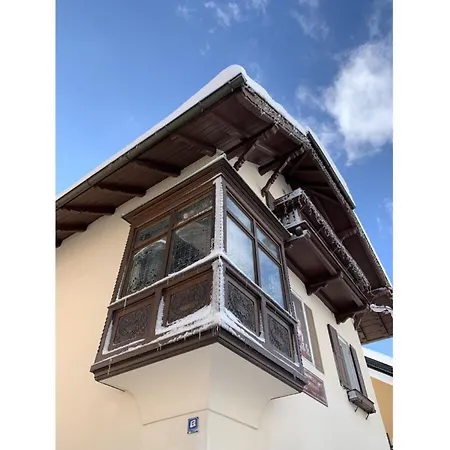Apartment Max 2